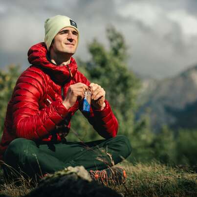 Sie sehen eine Packung SENS Proteinriegel in dunkler Schokolade - Schokoladen Brownie, Produktbild: 02 SENS Proteinriegel in dunkler Schokolade - Schokoladen Brownie, A-Nr.: 5948608 - 02