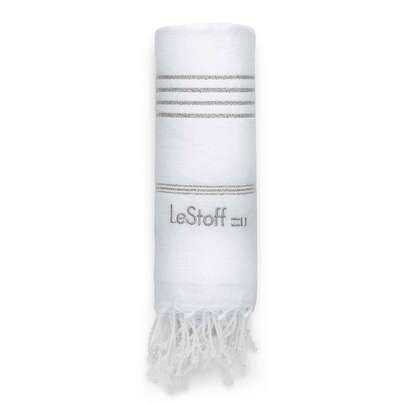 Sie sehen eine Packung LeStoff Hamamtuch White-Silver, Produktbild: 01 LeStoff Hamamtuch White-Silver, A-Nr.: 5839842 - 01