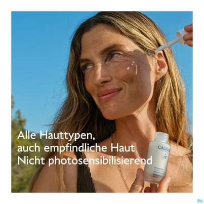Sie sehen eine Packung Caudalie Vp Serum +sonne Set 50ml, Produktbild: 09 Caudalie Vp Serum +sonne Set 50ml, A-Nr.: 5930790 - 09