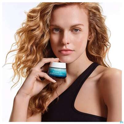 Sie sehen eine Packung Vichy Mineral 89 Creme Ohne Duftstoffe Reichhaltig Doppe 100ml, Produktbild: 09 Vichy Mineral 89 Creme Ohne Duftstoffe Reichhaltig Doppe 100ml, A-Nr.: 5890062 - 09