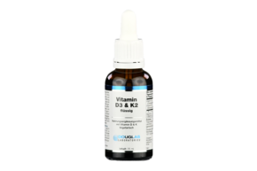 Sie sehen eine Packung Supplementa Vitamin D3 & K2 flüssig, Produktbild: 01 Supplementa Vitamin D3 & K2 flüssig, A-Nr.: 5597586 - 01