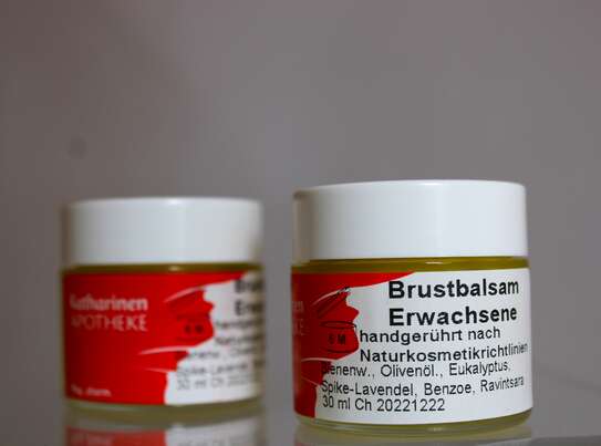 Brustbalsam für Erwachsene 30g, A-Nr.: 8004428 - 01