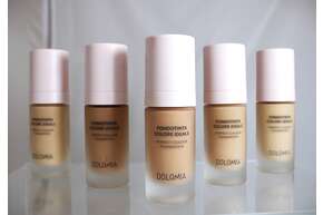 Sie sehen eine Packung Grundierung Perfekter Teint 33 30ml, Produktbild: 01 Grundierung Perfekter Teint 33 30ml, A-Nr.: 8018956 - 01