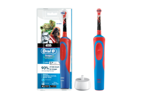 Sie sehen eine Packung Braun Oral-B Stages Power Kinder, Produktbild: 01 Braun Oral-B Stages Power Kinder, A-Nr.: 3012162 - 01