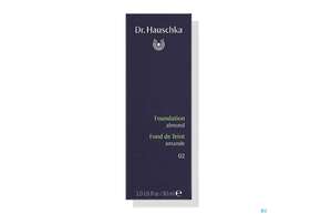 Sie sehen eine Packung Dr. Hauschka Foundation 02 Almond 30ml, Produktbild: 01 Dr. Hauschka Foundation 02 Almond 30ml, A-Nr.: 4592606 - 01